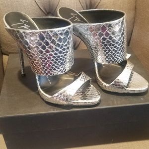 Giuseppe Zanotti Coline Siutta Some Argento